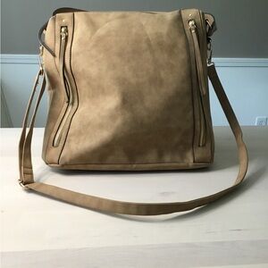 Elegant Tan Shoulder Bag